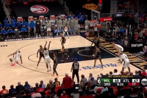  霍勒迪攻防一体掌控节奏，雄鹿客场轻取步行者