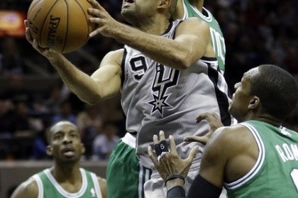  杰伦约翰逊崛起老鹰战胜凯尔特人终结其连胜