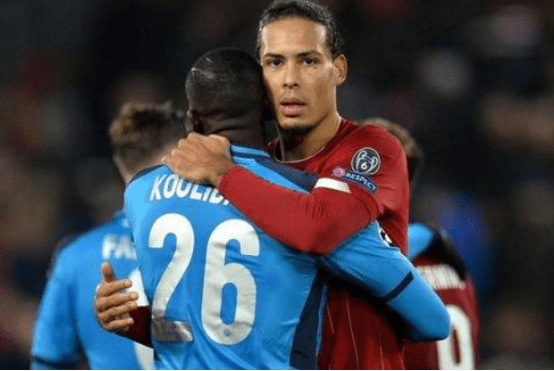  利物浦旧将反戈一击，阿斯皮利奎塔头槌绝杀  