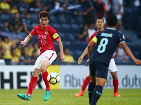  圣保利定位球防守严密，化解对手多次威胁攻势