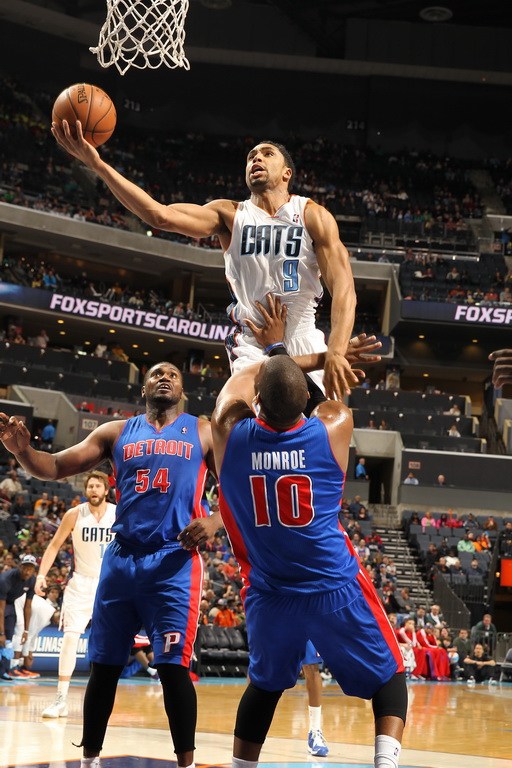  热那亚客场爆冷战胜佛罗伦萨，替补前锋终场前完成绝杀